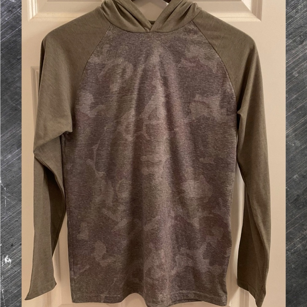 Lucky Brand Camo Hooded Long Sleeve Top - NWT - Boys Size Large 14/16